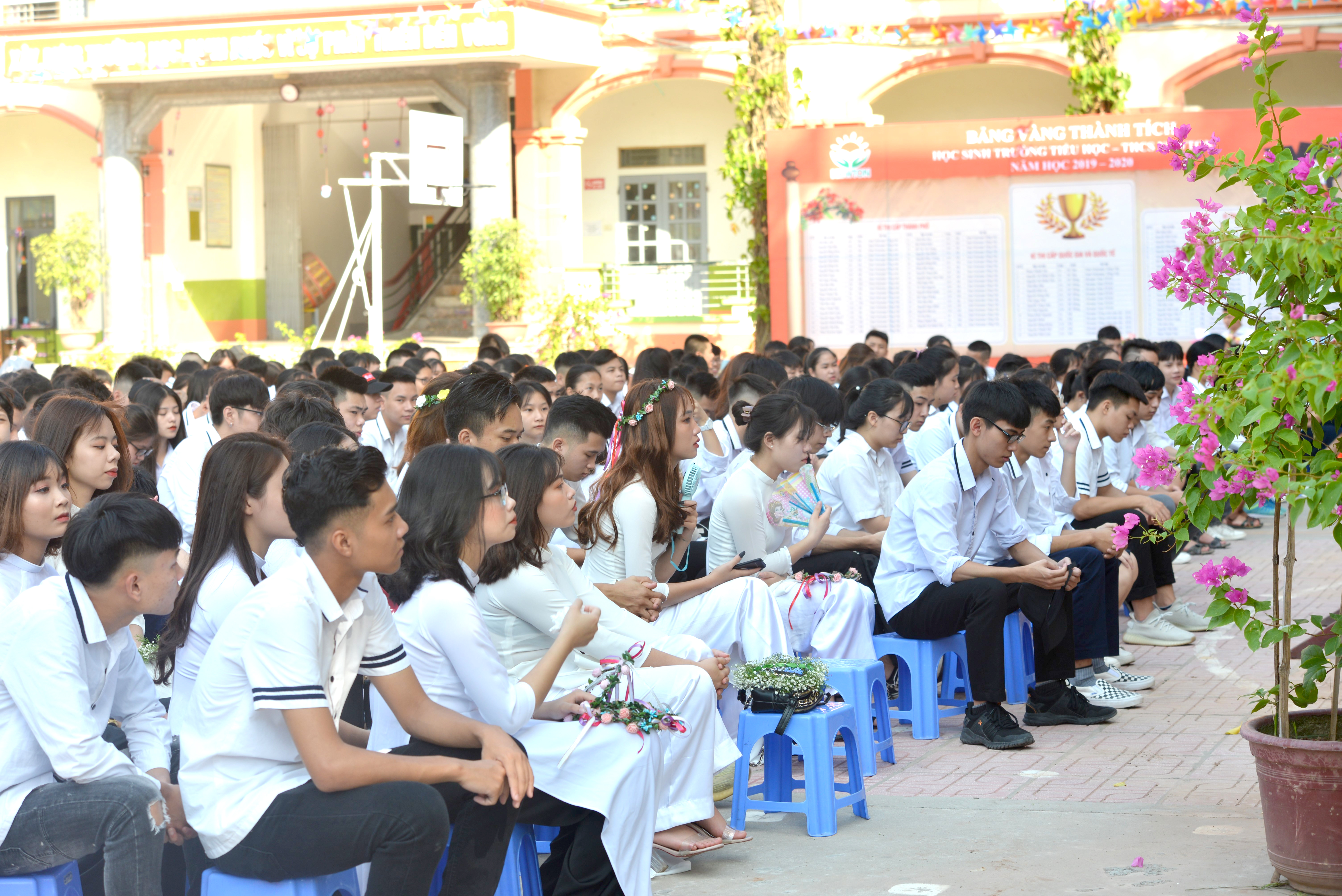 Công khai thông tin chất lượng giáo dục thực tế của trường Trung học Phổ thông Bình Minh Học kỳ I năm học 2022-2023